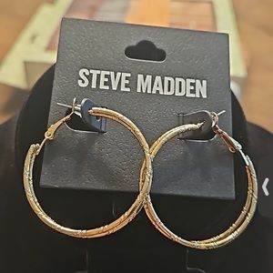Steve Madden hoops
